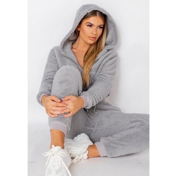 Gray Teddy Bear Fur Long Sleeve Hooded Crop Top and Joggers Pants Two Piece Set - Picture 5 of 11